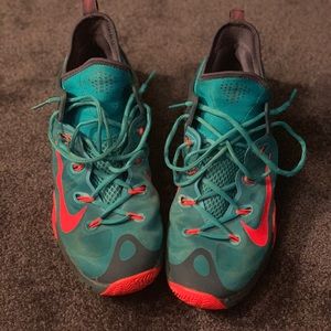 Nike basketball shoes